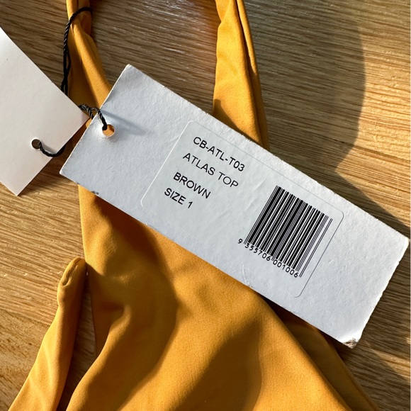 Code B Atlas Top in Mustard. Size 1. NWT - Picture 3 of 5